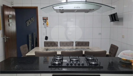 Sobrado à venda com 3 quartos, sendo 1 suíte,  em Vila Pirituba, São Paulo, SP