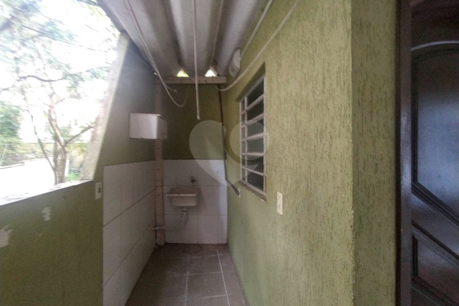 Casa à venda com 10 quartos, sendo 1 suíte, em Santa Teresinha, São Paulo, SP