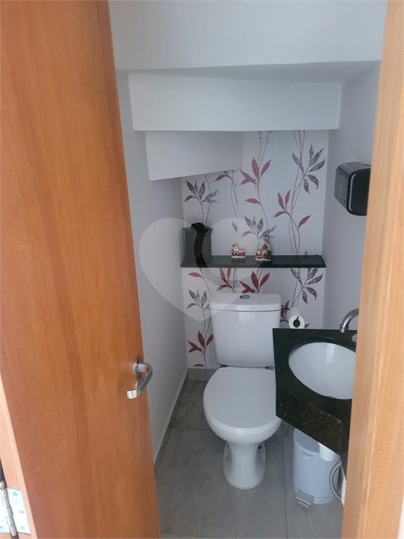 Sobrado à venda com 3 quartos, sendo 1 suíte,  em Vila Marari, São Paulo, SP