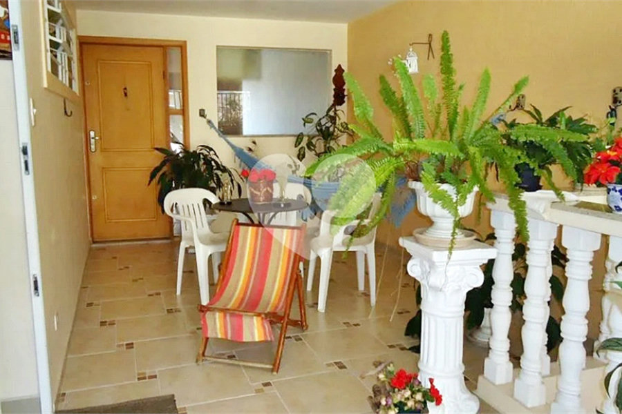 Sobrado à venda com 3 quartos, sendo 1 suíte, em Parada Inglesa, São Paulo, SP