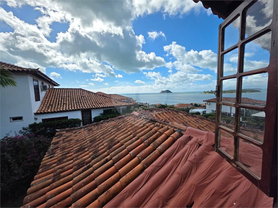 Casa em condomínio à venda com 2 quartos, sendo 1 suíte, em Praia Rasa, Armação dos Búzios, RJ