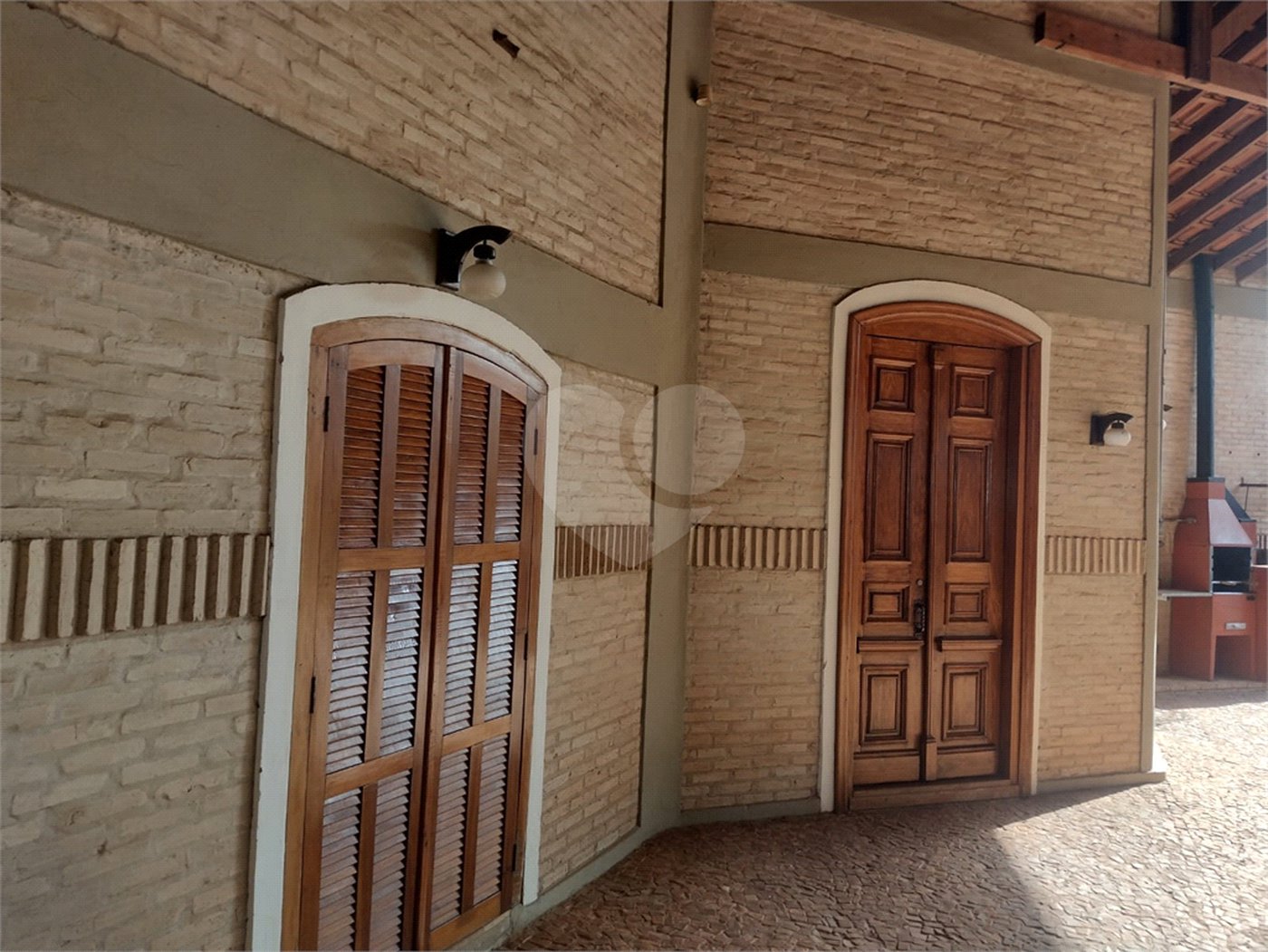 Sobrado à venda com 3 quartos, sendo 2 suítes, em Jardim Residencial Santa Mônica, Araraquara, SP