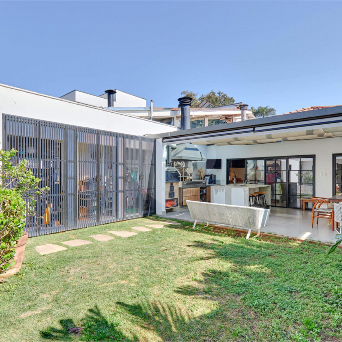 Casa Térrea à venda com 3 suítes em Alto da Boa Vista, São Paulo, SP