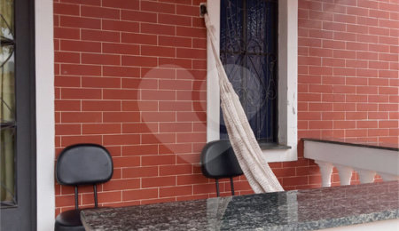 Casa Térrea à venda com 3 suítes no Centro, Bom Jesus dos Perdões, SP