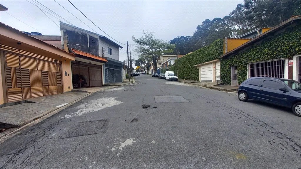 Sobrado à venda com 3 quartos, sendo 2 suítes, em Vila Adalgisa, São Paulo, SP