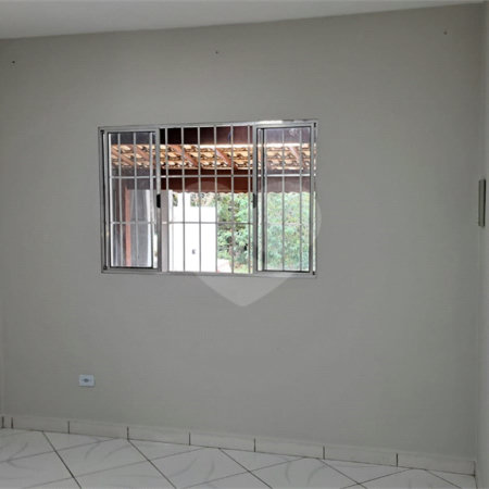Casa à venda com 2 quartos em Jardim Vitória, Mairinque, SP