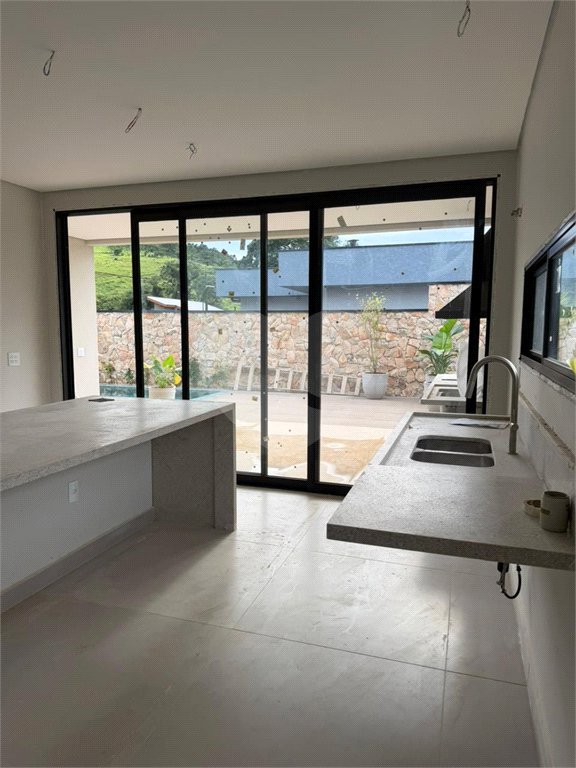 Casa à venda com 3 suítes no condomínio Ecoville Residence, Atibaia - SP