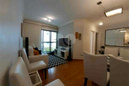 Apartamento para alugar com 3 quartos, sendo 1 suíte, em Vila Olímpia, São Paulo, SP