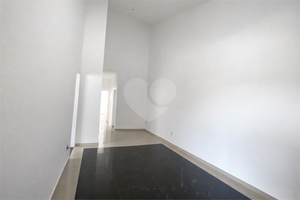 Casa à venda com 3 quartos, sendo 1 suíte,  no condomínio Bella Vista, Sorocaba - SP