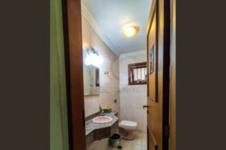 Casa à venda com 3 quartos, sendo 1 suíte,  em Vila Morse, São Paulo, SP