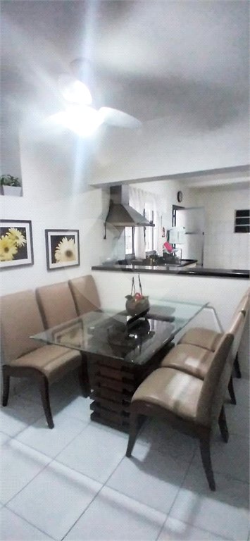 Casa à venda com 4 quartos, sendo 1 suíte, em Santana, São Paulo, SP