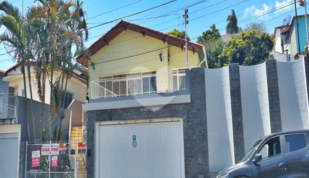Casa Térrea à venda ou para alugar com 4 quartos, sendo 2 suítes,  no Centro, Mairiporã, SP