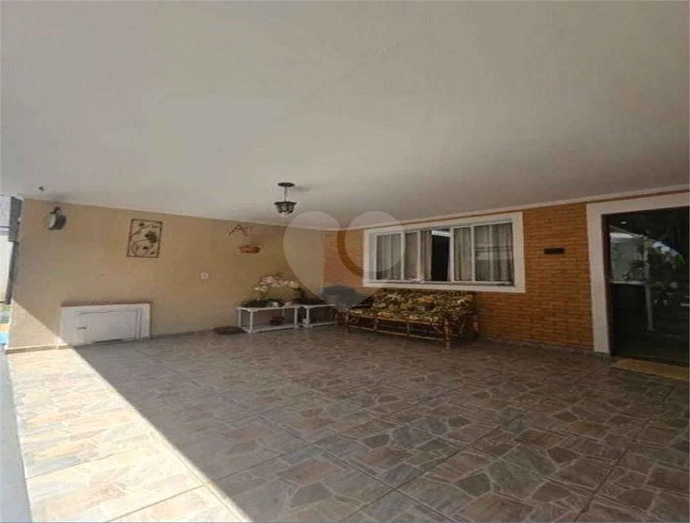 Casa à venda com 3 quartos, sendo 1 suíte,  no condomínio Residencial Villagio Vitória, Guarulhos - SP