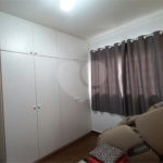 Sobrado à venda com 3 quartos, sendo 1 suíte, em Vila Gomes, São Paulo, SP