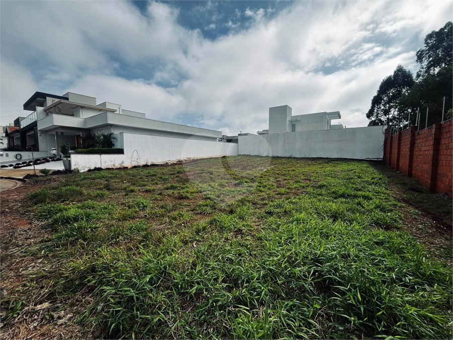 Terreno à venda no condomínio Residencial Golden Ville, Itapetininga - SP