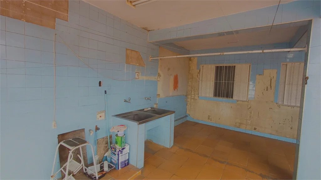 Sobrado à venda com 3 quartos em Bonfim, Osasco, SP