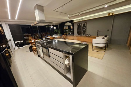Apartamento à venda com 3 suítes em Vila Ferroviária, Araraquara, SP