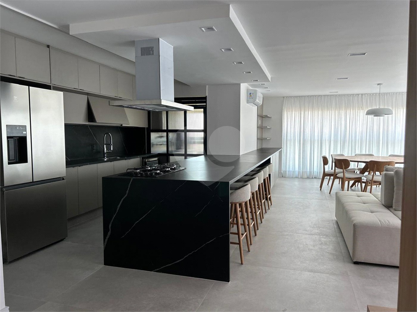 Apartamento à venda com 3 suítes em Santo Amaro, São Paulo, SP