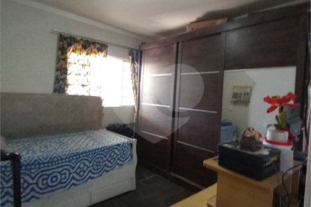 Casa à venda com 4 quartos, sendo 1 suíte, em Jardim Maricota, Itapetininga, SP