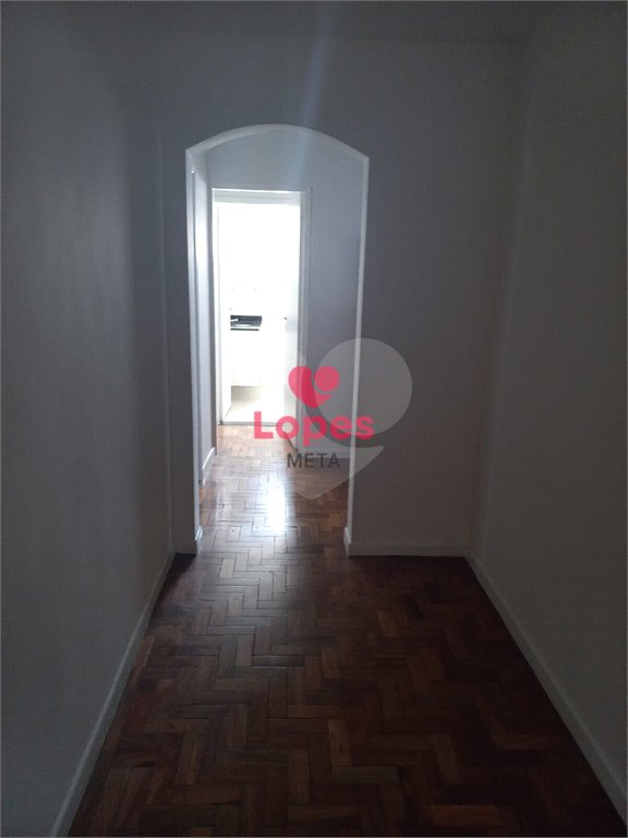 Apartamento à venda com 4 quartos, sendo 2 suítes,  em Vila Adyana, São José dos Campos, SP