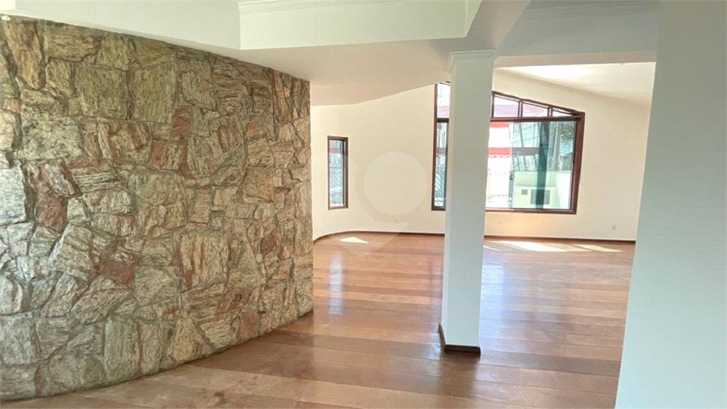 Casa à venda com 3 quartos, sendo 1 suíte, em Jardim Pires de Mello, Sorocaba, SP