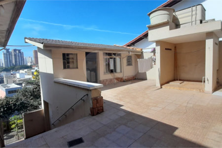 Sobrado à venda com 3 quartos, sendo 1 suíte,  no Centro, São Bernardo do Campo, SP