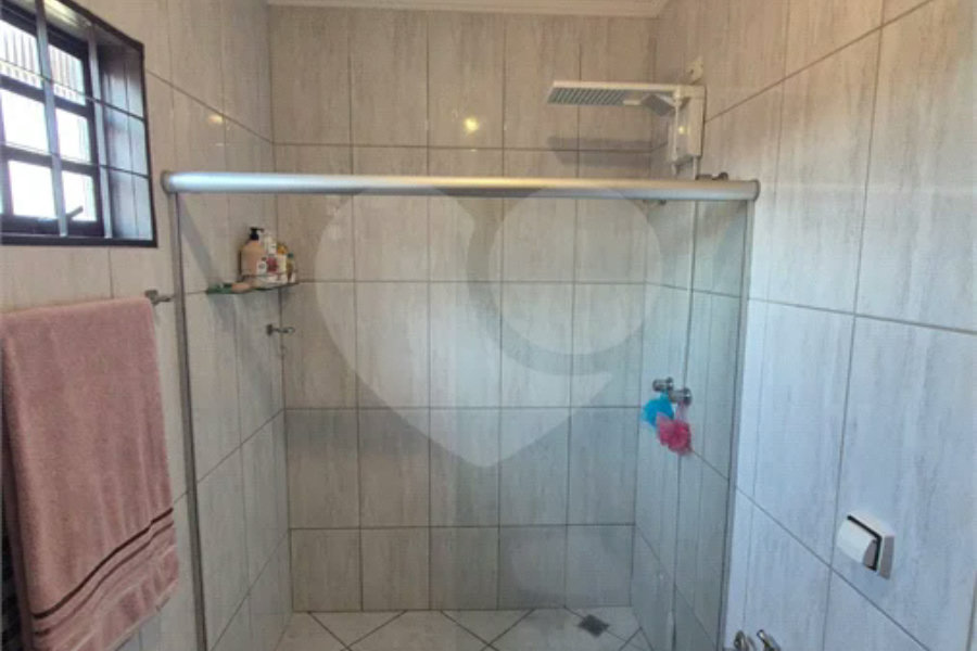 Sobrado à venda com 3 quartos em Vila Industrial, Piracicaba, SP