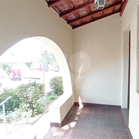 Casa à venda com 3 quartos em Vila Santana, Valinhos, SP