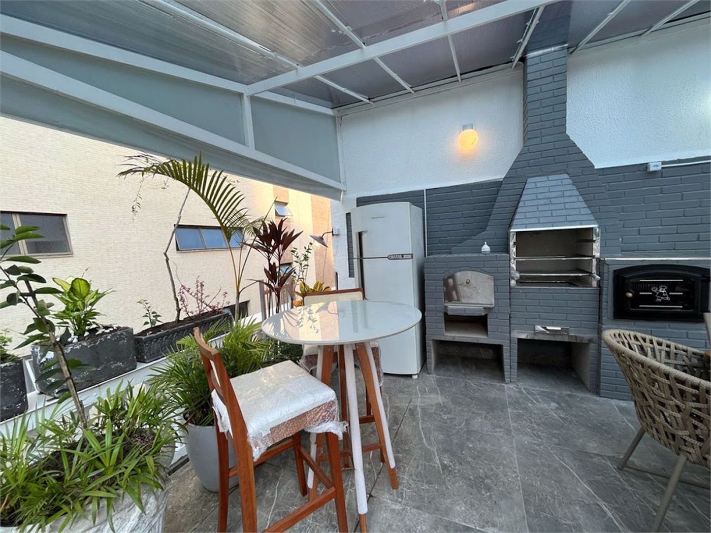 Apartamento Residencial à venda, Centro, Guarujá - AP0133.