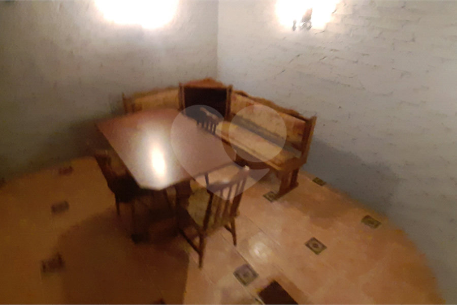 Sobrado à venda com 4 quartos, sendo 3 suítes, em Serra da Cantareira, Mairiporã, SP