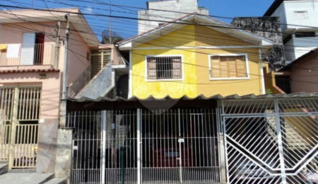 Sobrado à venda com 3 quartos, sendo 2 suítes,  em Tremembé, São Paulo, SP