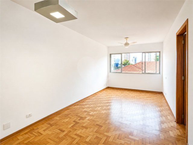 Apartamento à venda com 2 quartos em Vila Nova Conceição, São Paulo, SP