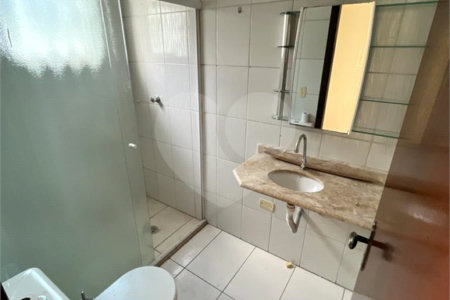 Sobrado à venda com 3 quartos, sendo 1 suíte,  em Vila Alice, Santo André, SP