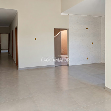Casa à venda com 3 quartos, sendo 1 suíte, em Bela Vista da Lagoa, Três Lagoas - MS