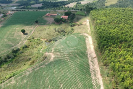 Sítio à venda com 3 quartos em Área Rural de São Miguel Arcanjo, São Miguel Arcanjo, SP