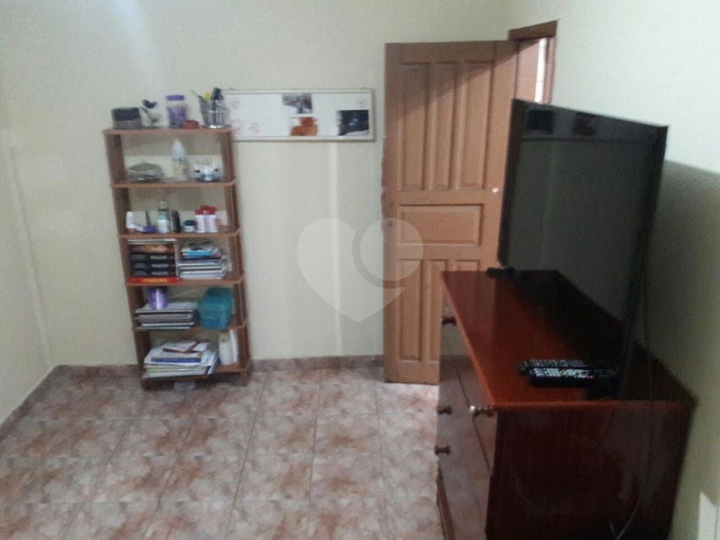 Prédio à venda com 5 quartos, sendo 1 suíte, em Vila Romero, São Paulo, SP