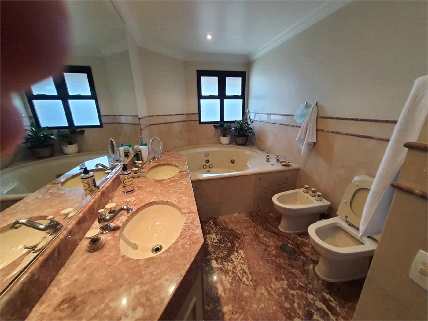 Apartamento à venda com 4 suítes em Vila Andrade, São Paulo, SP