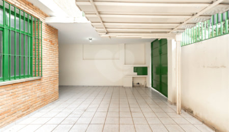 Casa à venda com 3 quartos, sendo 1 suíte,  em Vila Mascote, São Paulo, SP