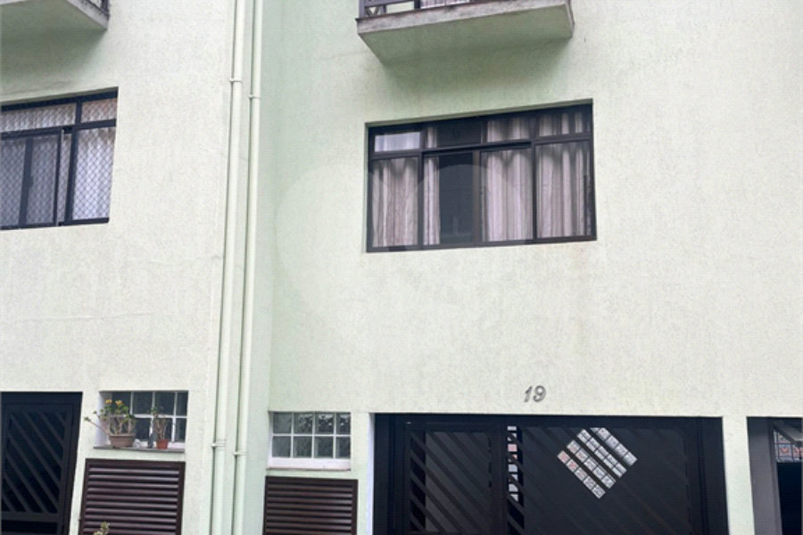 Casa à venda com 2 quartos, sendo 1 suíte, no condomínio Villa Faenza, São Paulo - SP