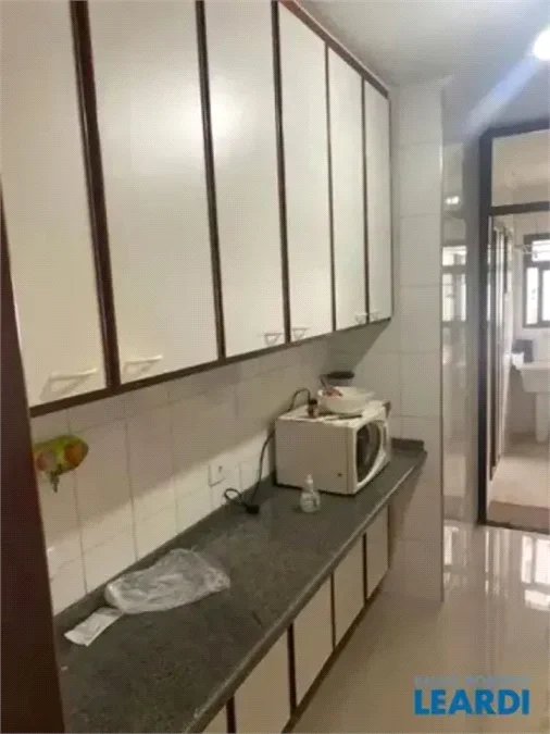 Apartamento à venda com 3 quartos, sendo 1 suíte, em Morumbi, São Paulo, SP