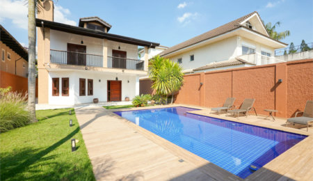Casa à venda com 4 quartos, sendo 2 suítes,  em Interlagos, São Paulo, SP