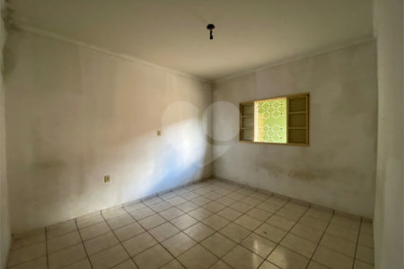 Casa à venda com 2 quartos em Loteamento Municipal São Carlos 3, São Carlos, SP