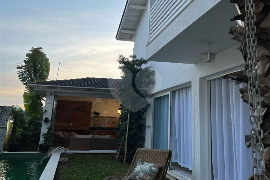 Sobrado à venda com 2 suítes em Jardim Virginia Bianca, São Paulo, SP