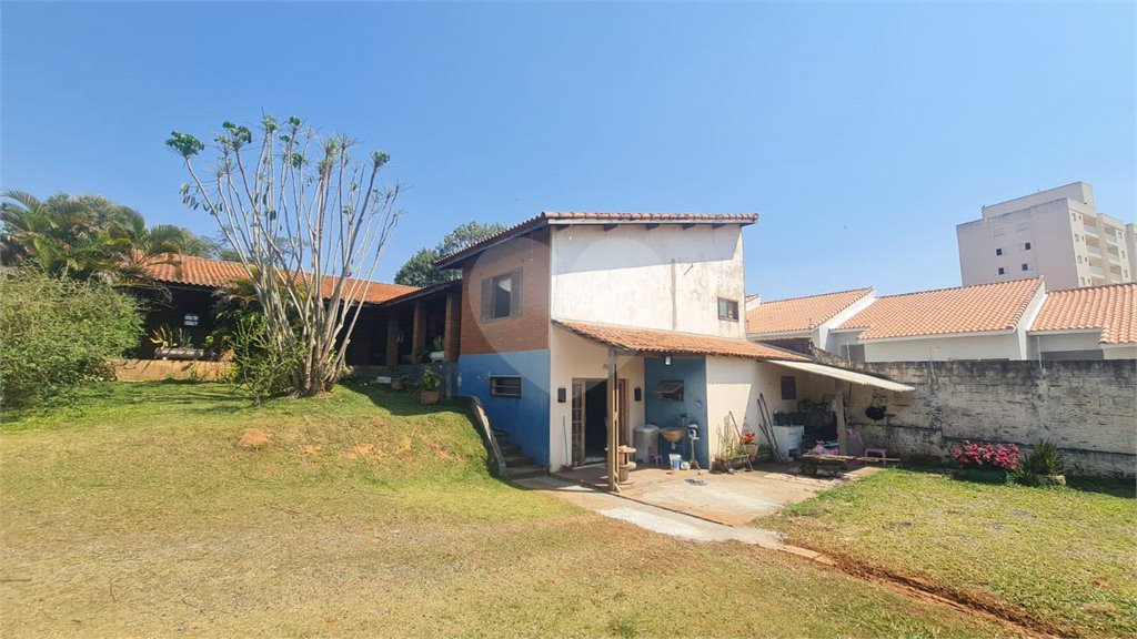 Chácara à venda com 3 quartos, sendo 1 suíte, em Vila Reis, Itapetininga, SP