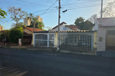 Casa para reforma terreno de 300 m²