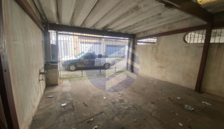 Casa à venda com 2 quartos em Jardim Alvorada, oportunidade para investidor