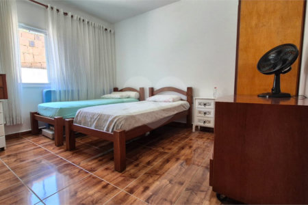 Casa à venda com 5 quartos, sendo 4 suítes, no condomínio Terras de Lucas, Sorocaba - SP