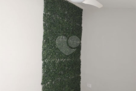 Casa Térrea à venda com 1 quarto em Vila Nivi, São Paulo, SP