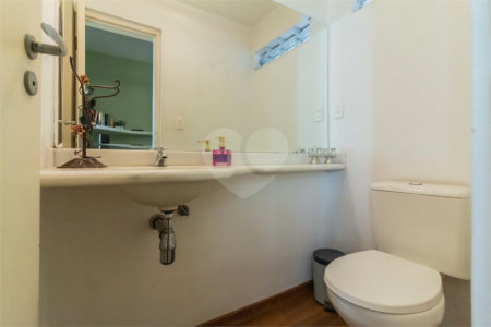 Apartamento à venda com 3 quartos, sendo 1 suíte, em Itaim Bibi, São Paulo, SP