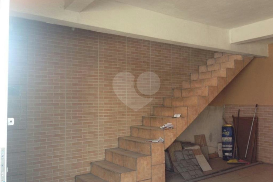 Sobrado à venda com 3 quartos, sendo 1 suíte, em Tremembé, São Paulo, SP